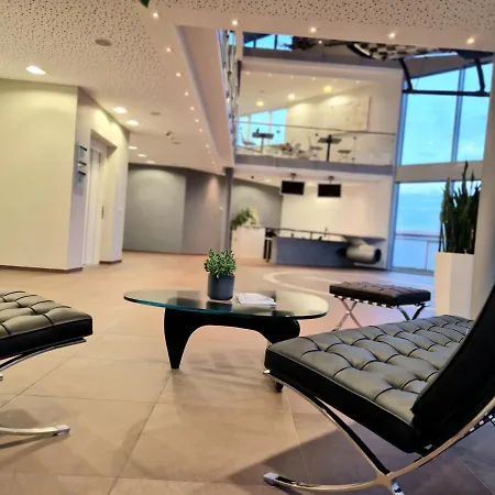 Aircraft & Events Hotel *