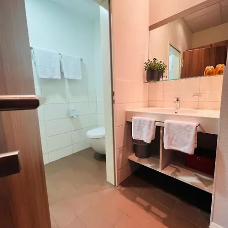 Hotel Aircraft & Events *