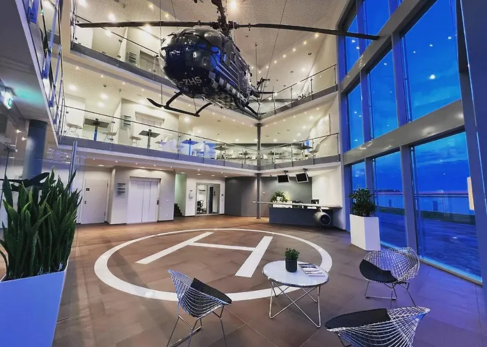 Aircraft & Events Hotel *